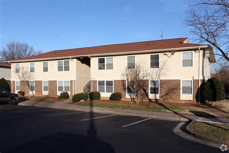 Apartment complexes in high point nc. 1–3 Beds • 1–2 Baths. 905–1379 Sqft. 8 Units Available. Check Availability. We take fraud seriously. If something looks fishy, let us know. Report This Listing. View More. Find your new home at Willow Woods located at 3019 Ingleside Dr, High Point, NC 27265. 