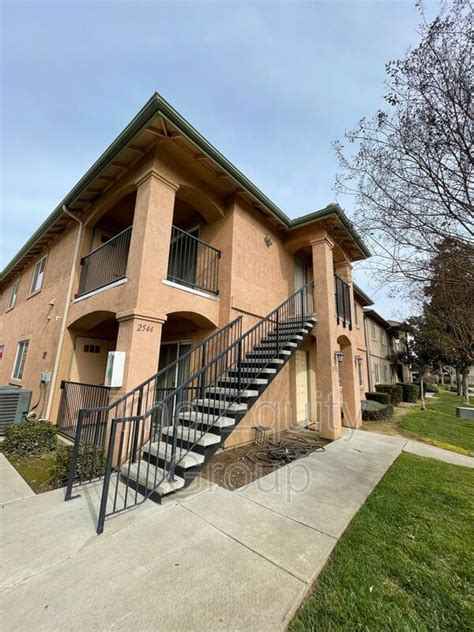 Park West Village Apartments. 1 Day Ago. 43032 30th St W, Lancaster, CA 93536. 1 - 2 Beds $2,251 - $2,804. (661) 449-0195.. Apartment for rent in visalia ca under $600