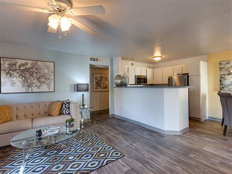 Apartment las vegas. See all available apartments for rent at San Croix in Las Vegas, NV. San Croix has rental units ranging from 707-1374 sq ft starting at $1314. 