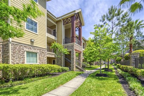 Apartment woodlands. 2,802 apartments for rent in The Woodlands, TX. Filter by price, bedrooms and amenities. High-quality photos, virtual tours, and unit level details included. 
