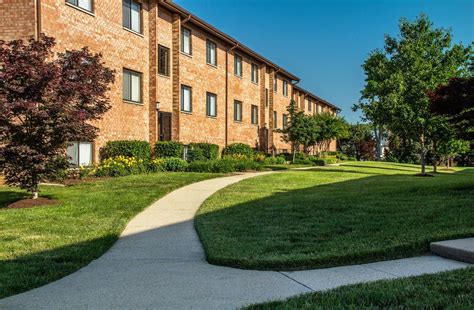 Apartments alexandria. 5950 Grand Pavilion Way, Alexandria, VA 22303. Videos. Virtual Tour. $1,599. Studio. Specials. Dog & Cat Friendly Fitness Center Pool Refrigerator In Unit Washer & Dryer Clubhouse High-Speed Internet Stainless Steel Appliances Grill. (202) 410-2340. 