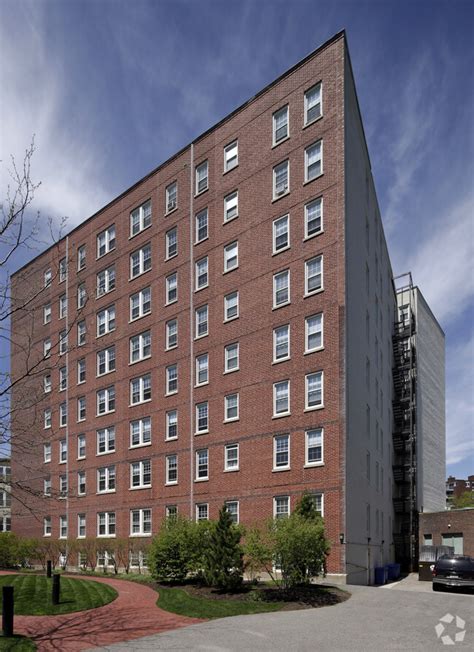 Apartments brookline ma. 523 Apartments Available. 35 Orkney Rd. 35 Orkney Rd. Boston, MA 02135. $1,850 - 6,300 Studio - 6 Beds. 8 Eliot Ave Unit 3. Brookline, MA 02467. Apartment for Rent. $985/mo. 