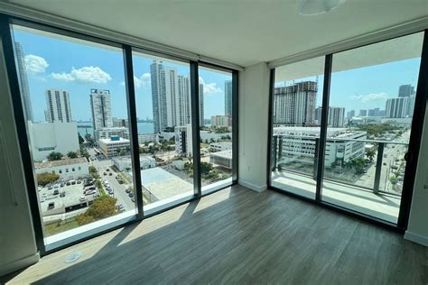 Apartments downtown miami. 2901 NE 1st Ave, Miami, FL 33137. Videos. Virtual Tour. $2,466 - 2,843. Studio. Specials. Dog & Cat Friendly Fitness Center Pool In Unit Washer & Dryer Maintenance on site Stainless Steel Appliances Package Service Hardwood Floors. (786) 767-5951. 