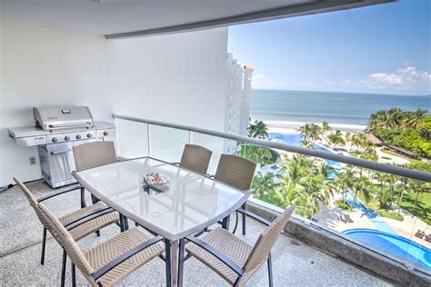 Apartments for rent in puerto vallarta. Oct 13, 2023 - Entire rental unit for $350. A real gem! SOHOPV is an iconic 11-story urban Oasis with one of the largest rooftop pool decks in the world that offer what most only dream of! 