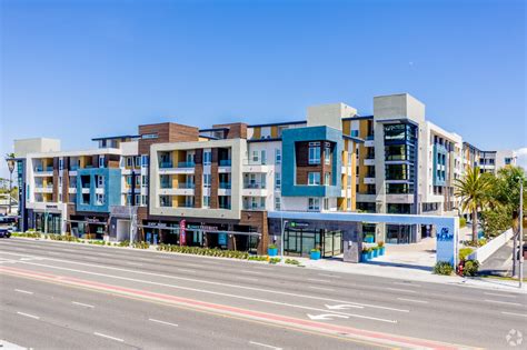 Get a great Huntington Beach, CA rental on 
