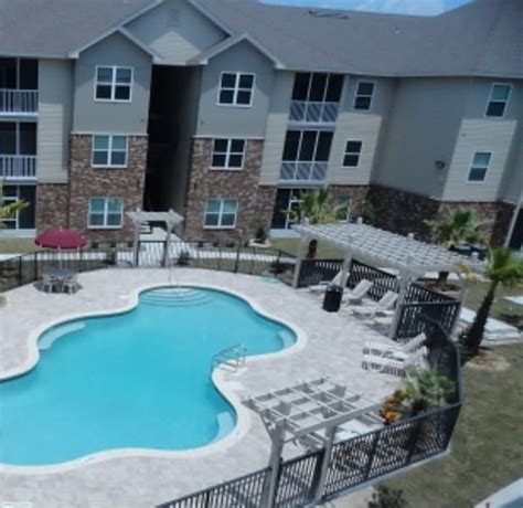 Apartments fort walton. You can expect to pay about $2,373 for a four-bedroom apartment in Fort Walton Beach, FL. Where can I find 4-bedroom apartments available in Fort Walton Beach, FL? To find four-bedroom apartments in Fort Walton Beach, try searching in neighborhoods like Midpines, Wright, and Ocean City. 