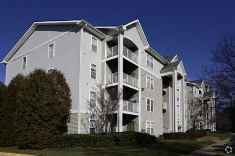 Apartments in Falls Church The Fields at Merrifield