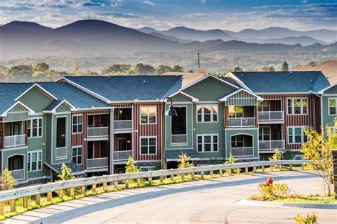 Apartments in asheville north carolina. Find your new home at Palisades Of Asheville located at 1100 Palisades Cir, Asheville, NC 28803. Check availability now! 
