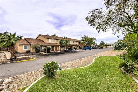 Apartments in bullhead. Drive: 24 min. 13.4 mi. 986 Glen Dr has a nearby park, Big Bend of the Colorado , located 13.416021261 miles or 24 minutes away. Report an Issue Print Get Directions. 986 Glen Dr house in Bullhead City,AZ, is available for rent. This house rental unit is available on Apartments.com, starting at $850 monthly. 