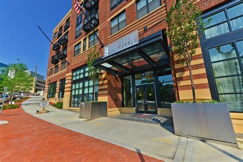 Apartments in clarendon va. Come to a home you deserve located in Arlington, VA. vPoint has everything you need. Call (703) 775-4863 today! 