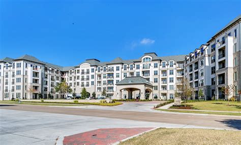 Apartments in dallas metroplex. Houses for Rent in Metroplex, TX. Living in Metroplex, TX could be the perfect match for you and your loved ones. With 19 neighborhoods to choose from within Metroplex, each with its own unique charm, you'll find … 