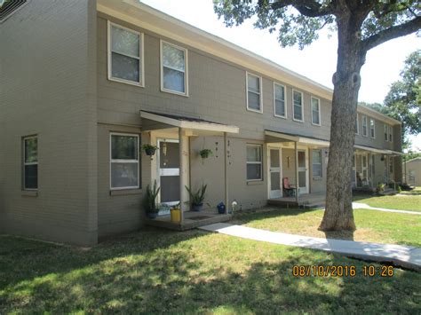 Apartments in denison tx. Heritage Park Apartments, 1816 State Hwy, Denison, TX 75020. $535+/mo. 1 bd; 1 ba; 725 sqft - Apartment for rent. Show more. Club house. 