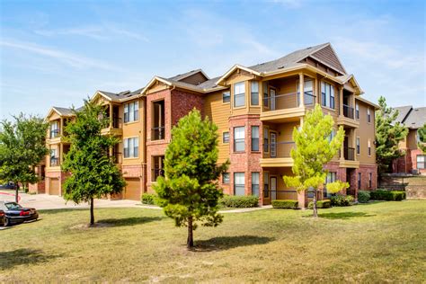 Apartments in desoto. Desoto Ranch 1 to 3 Bedroom $1,290 - $6,745. DeSoto Town Center Studio to 2 Bedroom$1,325 - $1,595. Riverbend Apartments 1 to 3 Bedroom $990 - $1,355. Wooded Creek 1 to 2 Bedroom $1,069 - $1,449. Canyon Oaks Apartment Homes 1 to 2 Bedroom $1,100 - $1,400. The Abigail Apartments 1 to 3 Bedroom $1,150 - $3,832. 