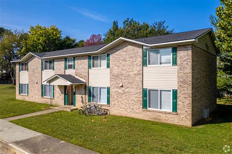Apartments in fayetteville ar. See all available apartments for rent at Pierce Properties in Fayetteville, AR. Pierce Properties has rental units ranging from 250-1677 sq ft starting at $690. 