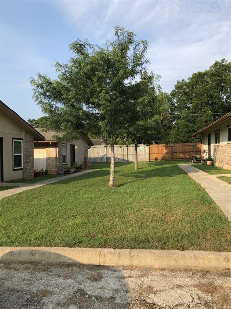 Apartments in floresville tx. Find apartments for rent in 78114, Floresville, TX by comparing ratings, reviews, HD photos/videos, and floor plans at ApartmentGuide.com 