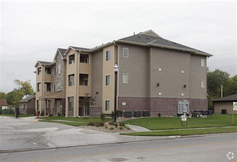 Apartments in fremont ne. You searched for apartments in Fremont, NE. Let Apartments.com help you find the perfect rental near you. Click to view any of these 50 available rental units in Fremont to see photos, reviews, floor plans and verified information about schools, neighborhoods, unit availability and more. Apartments.com has the most extensive inventory of any ... 