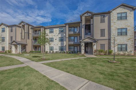 Apartments in humble. Humble, TX 77346 (844) 977-4517 The Rosemary: Luxury 1-, 2- & 3-Bedroom Apartment Homes ENJOY ONE MONTH RENT FREE on all vacant apartments. 12-month or longer leases only. 