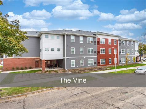 Apartments in la crosse. Find your next 2 bedroom apartment in La Crosse WI on Zillow. Use our detailed filters to find the perfect place, then get in touch with the property manager. 