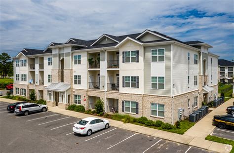 Apartments in leland nc. You get to choose from the best apartments in Leland, NC, which are no less than 674. The average size of a luxury apartment is somewhere around 1,127 Sqft, with a $2,091 monthly rent, on average. If you prefer an extra large living space and top-notch amenities, browse through our listings for either large apartments or luxury townhomes by ... 