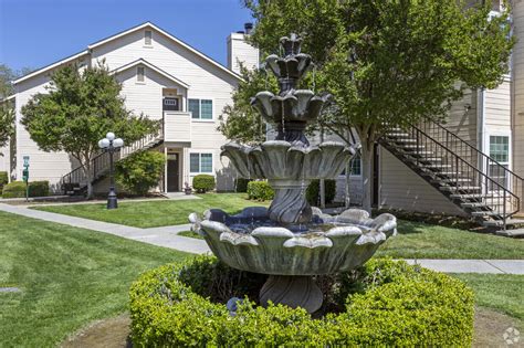 Apartments in modesto. See all available apartments for rent at Summerview Apartments in Modesto, CA. Summerview Apartments has rental units ranging from 682-925 sq ft starting at $1620. 