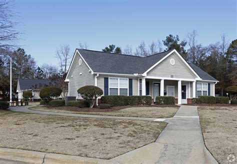 Apartments in raeford nc. 804 Paul McCain Rd. Aberdeen , NC 28315. 4 Br $2,550 20.3 mi. Report an Issue Print. Stay on Budget. Choose by Amenities. Properties For Sale. 135 Harlon Ct house in Raeford,NC, is available for rent. This house rental unit is available on Apartments.com, starting at $2000 monthly. 