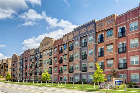 Apartments in south bend indiana. See all available apartments for rent at Cedar Glen in South Bend, IN. Cedar Glen has rental units ranging from 527-763 sq ft starting at $775. 