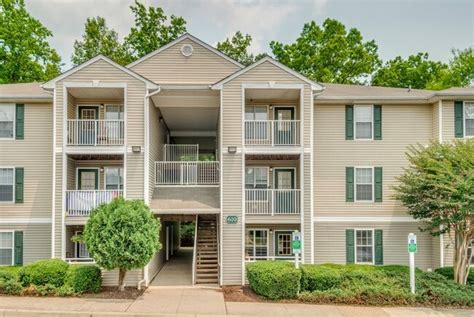 Apartments in stafford va. 12810 Island House Loop, Woodbridge, VA 22193. $1,540 - 2,172. 2-3 Beds. (571) 462-6310. Many things in life are expensive, but finding a good place to live shouldn’t be one of them. Renting a subsidized or section 8 apartment is the best way to find affordable housing in Stafford. 