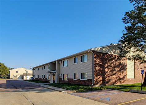 Apartments in vermillion sd. The average rent for a one bedroom apartment in Vermillion, SD is $541 per month. What is the average rent of a 2 bedroom apartment in Vermillion, SD? The average rent for a two bedroom apartment in Vermillion, SD is $733 per month. 