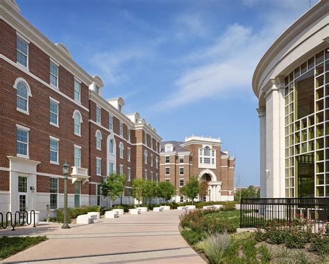 Apartments near smu. Find your next apartment in Southern Methodist University University Park on Zillow. Use our detailed filters to find the perfect place, then get in touch with the property manager. 