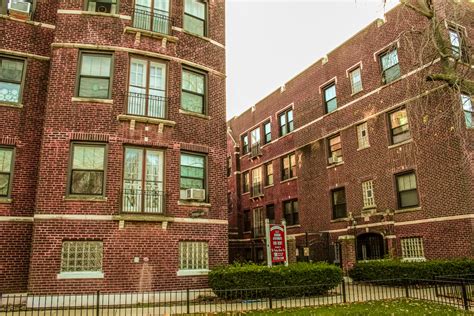 Apartments rent in chicago. Apartments for Rent in Montclare, Chicago, IL Montclare is located about 13 miles northwest of Downtown Chicago . This quiet neighborhood features 1930s bungalows, Tudor-style homes, apartments, and modern condos for rent. 