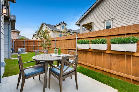 Apartments with backyards for rent near me. Find houses for rent near your current location. View property photos & details, learn more about the neighborhood, and find your next home at Trulia 