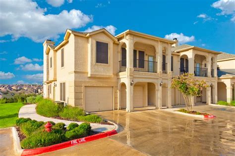 Cypress at Stone Oak is nestled near U.S. 281, with easy access to