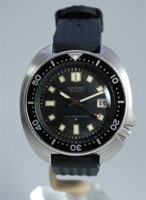 Apocalypse now where to watch. Seiko’s 6105-8110 “Captain Willard” is one of the most recognizable and sought after vintage Seiko divers. The watch was worn on screen by the fictional character Captain Willard, portrayed by Martin Sheen in the cult-classic “Apocalypse Now”. The funky case shape is immediately recognizable. It’s broad, flat, and has a crown guard ... 