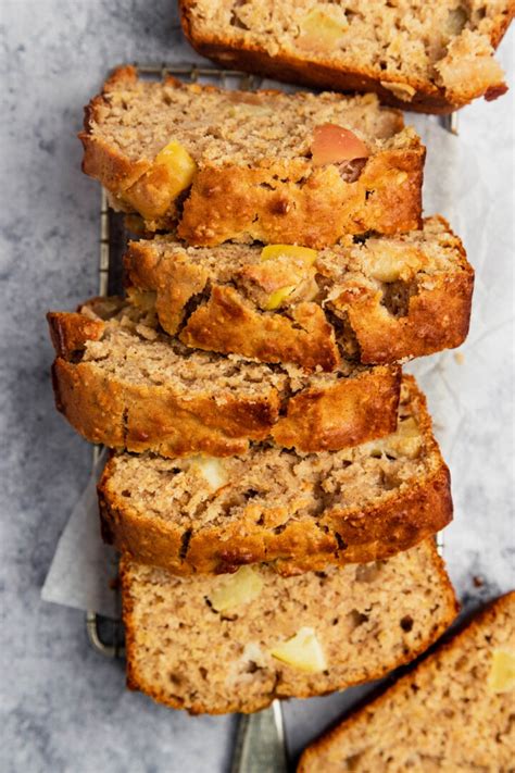 Apple Cinnamon Oatmeal Bread - Marsha