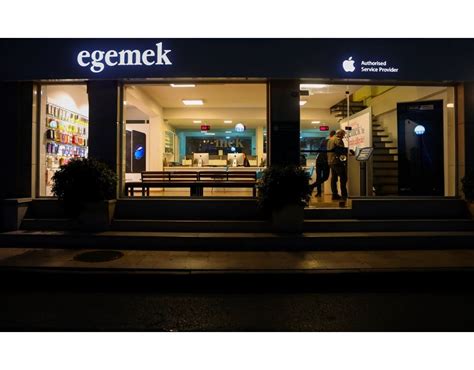 Apple Yetkili Servis.