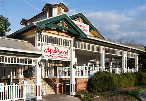 Apple barn restaurant. The Apple Barn and Cider Mill, Sevierville: See 2,730 unbiased reviews of The Apple Barn and Cider Mill, rated 4.5 of 5 on Tripadvisor and ranked #8 of 197 restaurants in Sevierville. 