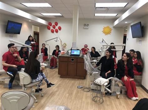 Apple dental care chicago. Location: Apple Dental Care, 2062 N. Milwaukee Avenue, Chicago IL 60647, T. (773) 384-3500, Fax (773) 384-3963. Register 8 days in advance and receive an additional discount. Class size is limited and registration will be taken on first-come, first-served basis. Before 04/07/2019 After 04/07/2019 