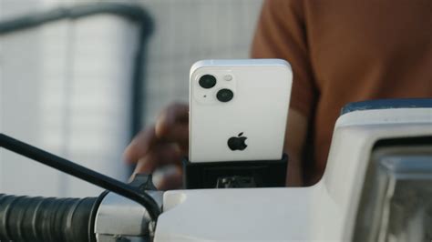 Apple mounts iPhone on motorcycle after telling everyone …