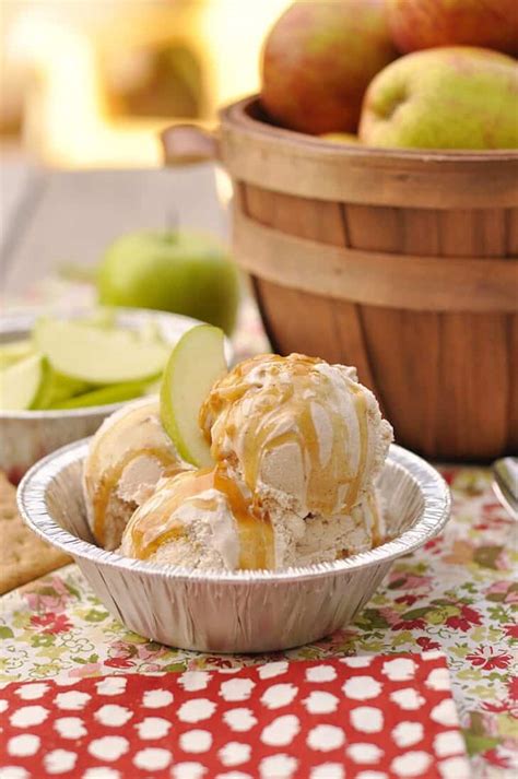 Apple pie and ice cream. Cut the apples into small pieces. Mix the cinnamon and brown sugar in a bowl and coat the apple chunks. Melt butter in a skillet and fry the apples for three minutes until caramelized. Let cool to room temperature. Pour the cream, vanilla extract, and confectioner's sugar into a bowl and mix until yogurt thickness. 
