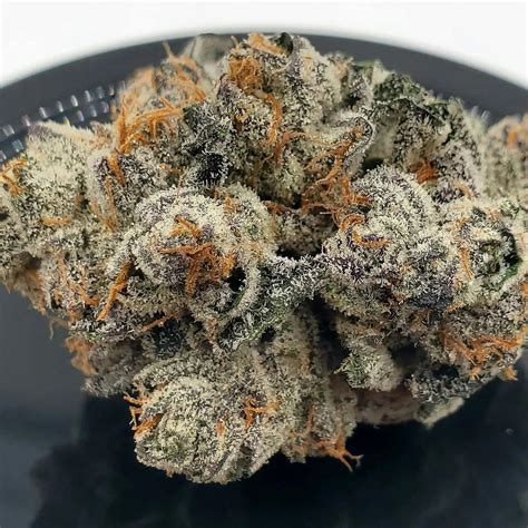 Apple runtz strain leafly. Coochie Runtz is a hybrid weed strain made through a cross of Runtz and another unknown strain. It debuted in legal markets in 2022 and has quickly become high in demand among cannabis ... 