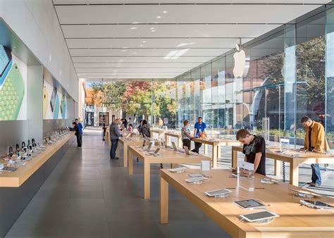 The easiest way to find the closest Apple Store is by using Apple’s store locator. This tool will allow you to search for an Apple Store by city, state, or zip code. Once you’ve entered your search criteria, the store locator will provide a list of all nearby stores and their addresses.. 