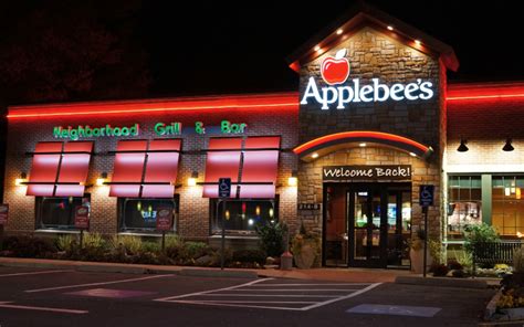 Our casual atmosphere and attentive staff will make sure you’re eatin’ good whenever you step into a Collinsville Applebee’s. Our extensive menu of delicious comfort food is sure to have something for everyone to love. applebee's collinsville. Set as Favorite. Close. 610 N. Bluff Road , Collinsville, IL 62234. miles away. Get Directions ....