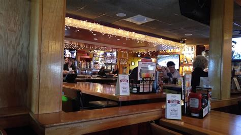 Start your review of Applebee's Grill + Bar. Overall r