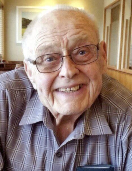 Connor Van Doren, age 84, of Appleton, passe