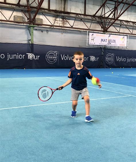 Après avoir remporté les... - JENA Tennis Squash KIDS Facebook