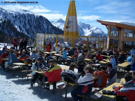 Après-Ski at Hochzeiger Pitztal - Review - Nightlife, Bars & Clubs