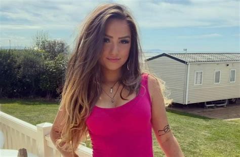 April Opal Flaps Leaks PORN 86 Videos