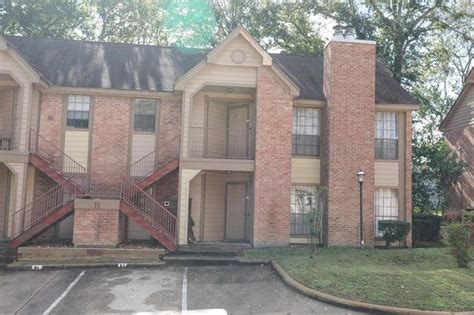 Apt b4. 7228 Donnell Pl Apt B4. District Heights, MD 20747. Email Agent. Brokered by SAMSON PROPERTIES - Bowie. tour available. For Sale. $155,000. 2 bed; 1 bath; 884 sqft 884 square feet; 7206 Donnell Pl ... 