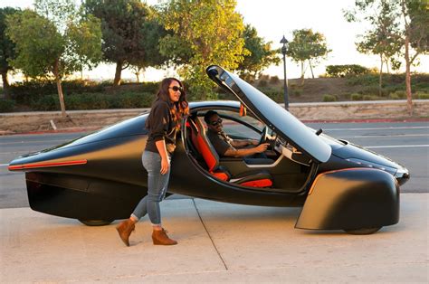 Aptera car. Dec 7, 2020 · Buyers can also configure the Aptera with a battery pack that extends the range to 400 miles for $29,800, 600 miles for $34,600, and 1,000 miles for $44,900. Aptera also offers the choice of a 100 ... 