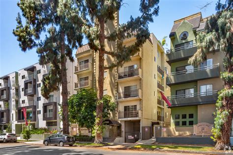 Apts for rent in hollywood ca. See all available apartments for rent at The Highland in Hollywood, CA. The Highland has rental units ranging from 541-1287 sq ft starting at $2357. 